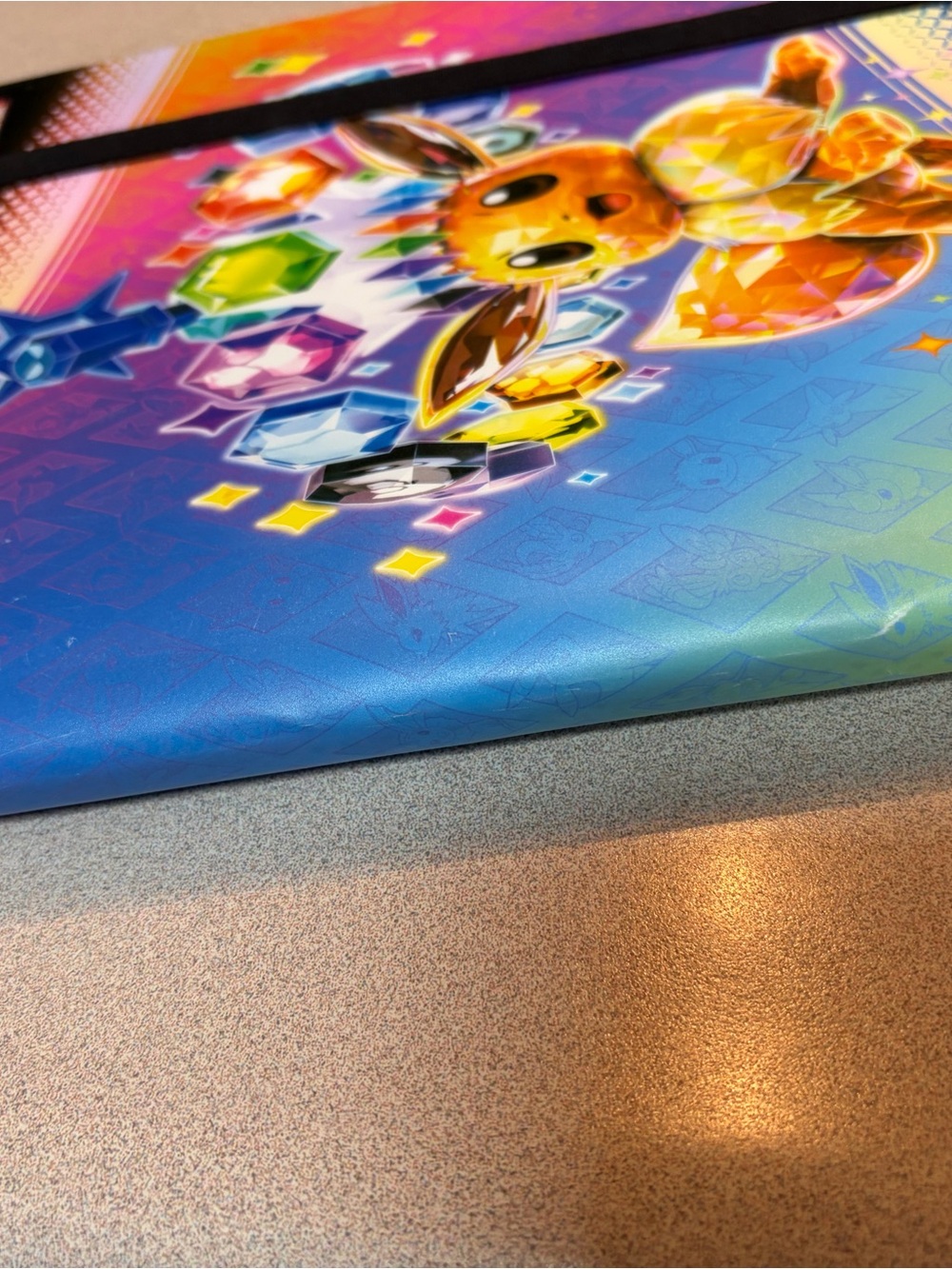 Pokemon Eevee Holographic Gem Cover - Rainbow Colors - Picture 5 of 5